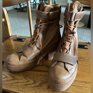 Converse Chuck 70 Deluxe Tan leather Women's Boots